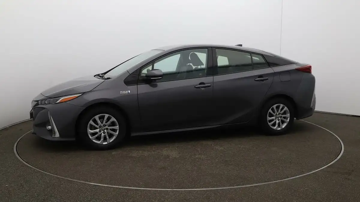 2017-toyota-prius-18-vvt-i-excel-plug-in-big-65