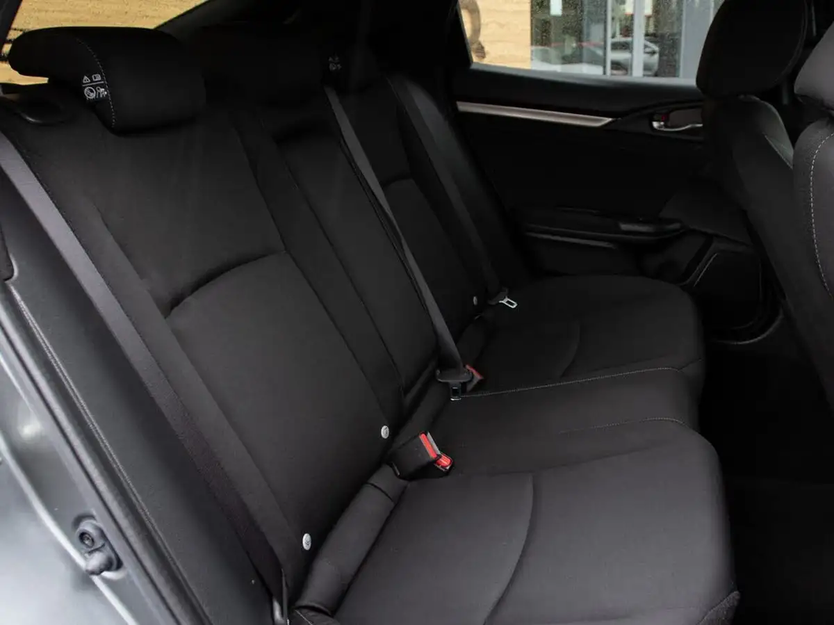 2019-honda-civic-10-vtec-turbo-sr-hatchback-5d-big-35