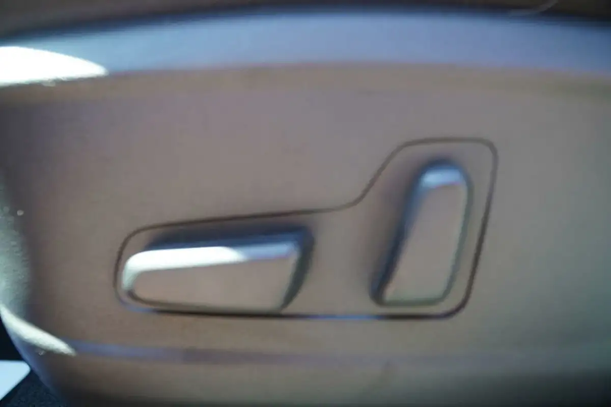 2022-hyundai-kona-16-gdi-ultimate-big-28