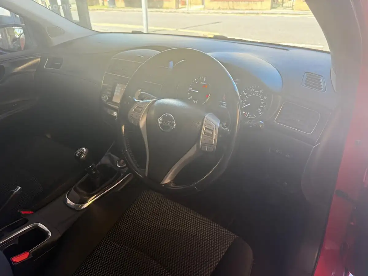 2016-nissan-pulsar-15dci-acenta-big-10