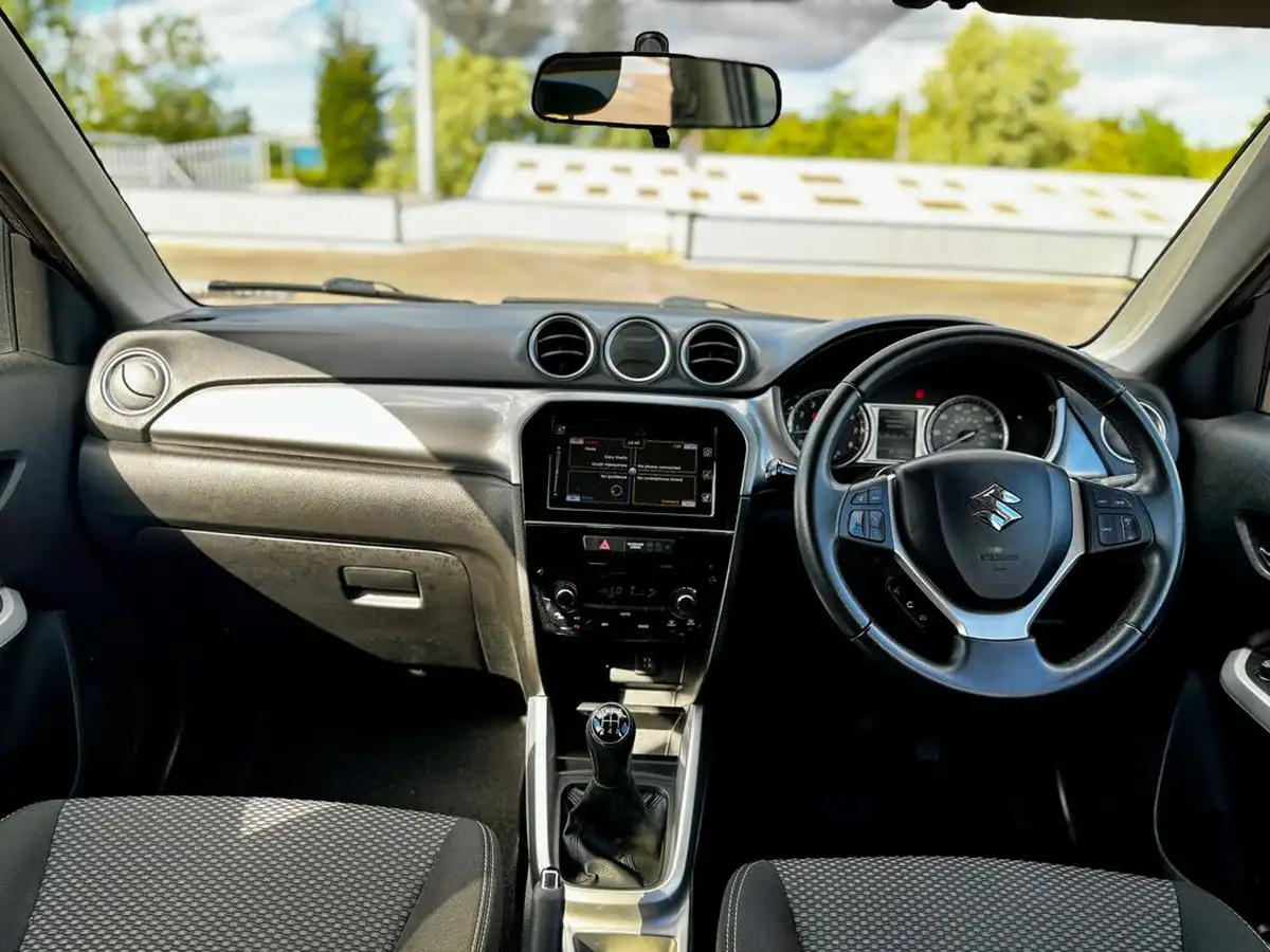 2017-suzuki-vitara-16-sz-t-big-11