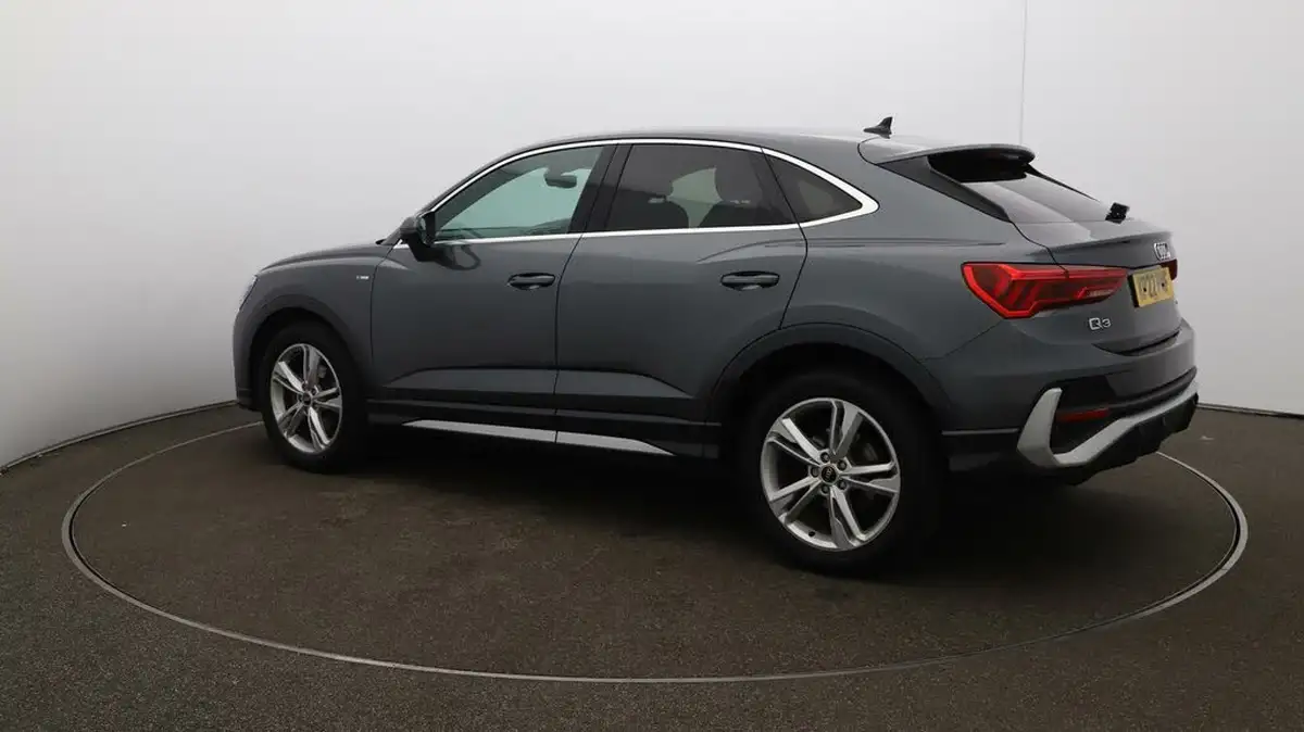 2022-audi-q3-15-35-tfsi-s-line-cod-sportback-tronic-big-34