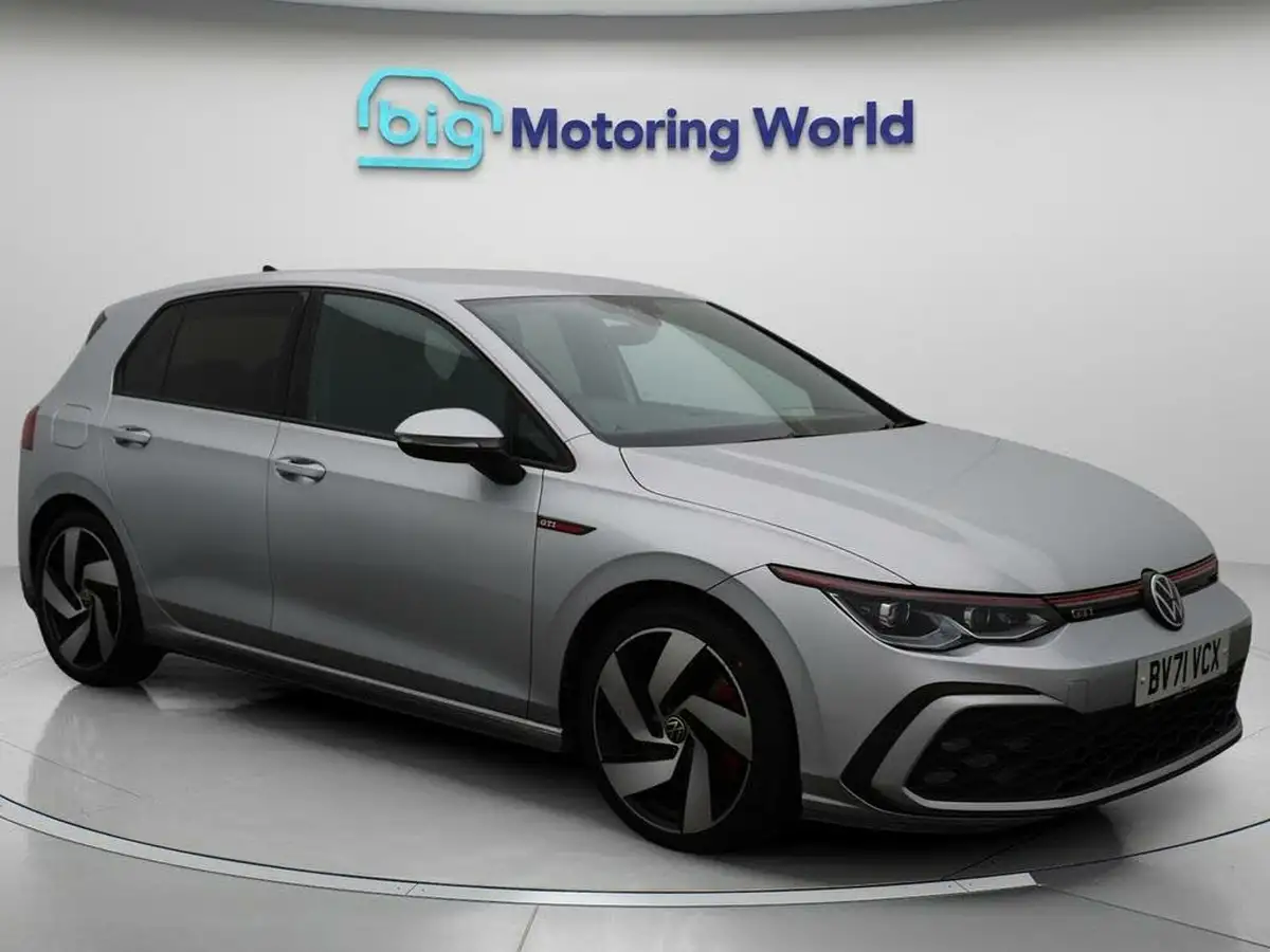 2021-volkswagen-golf-20-tsi-gti-dsg-big-0