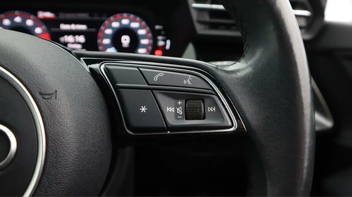 2021-audi-a3-10-30-tfsi-sportback-5d-s-tronic-big-24