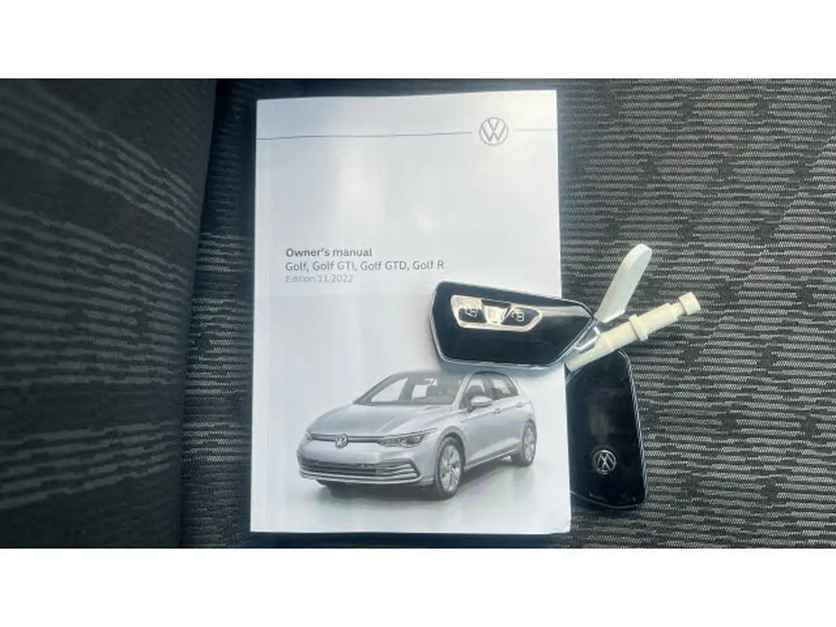 2023-volkswagen-golf-15-etsi-r-line-hatchback-big-18