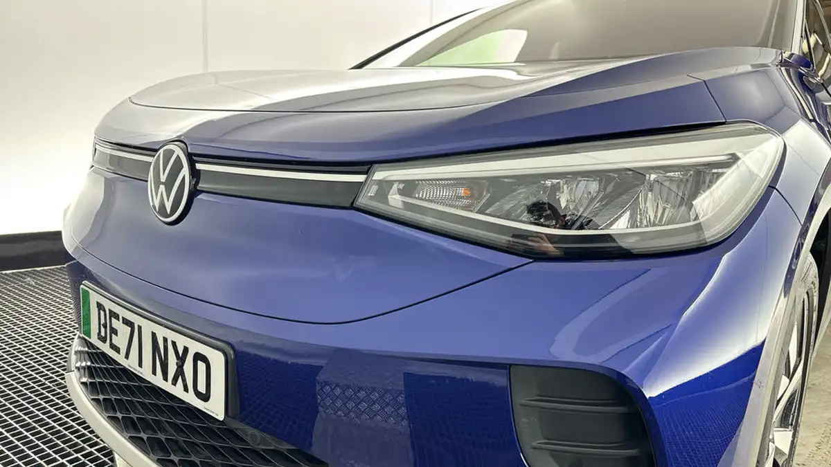 2021-volkswagen-id4-e-first-edition-big-27