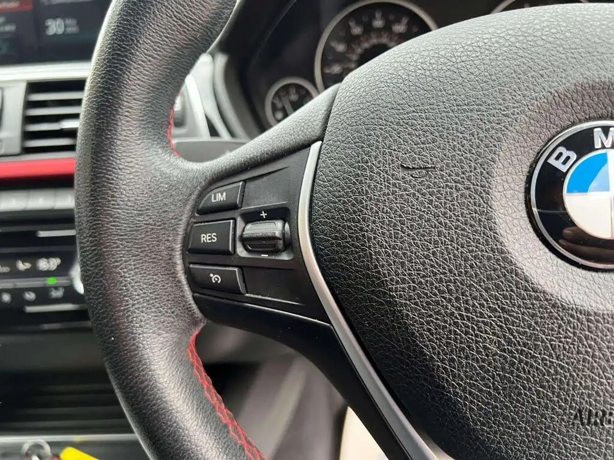 2018-bmw-3-series-15-318i-sport-saloon-4d-auto-big-33