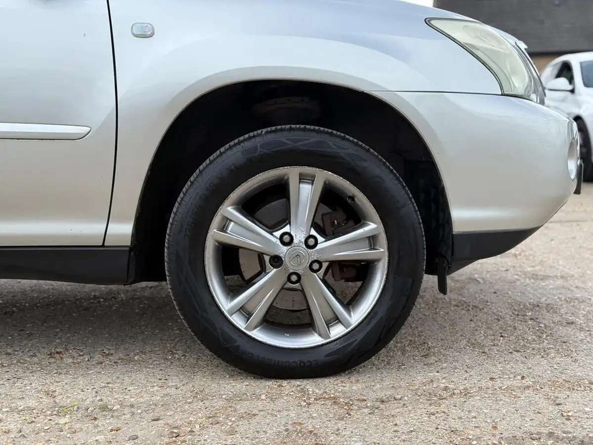 2006-lexus-rx-400h-33-se-l-big-23