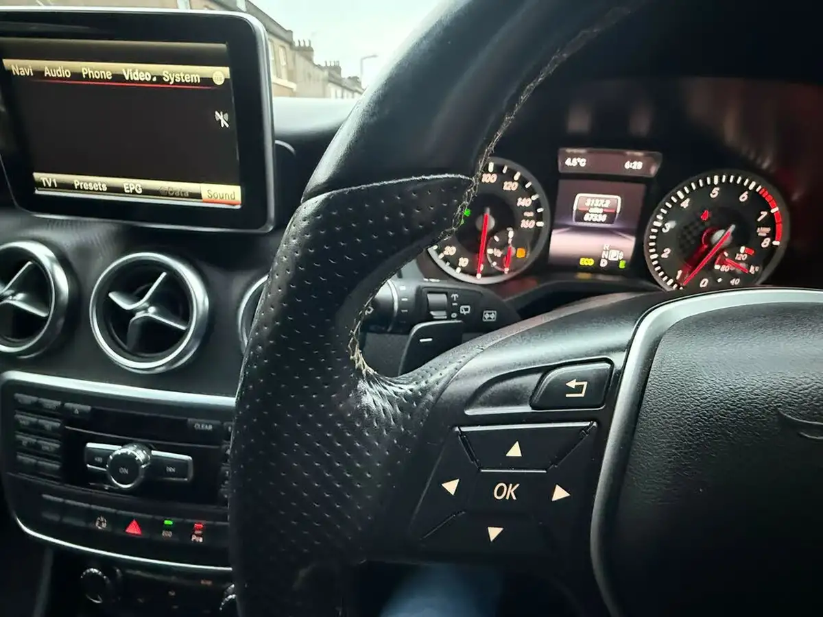 2014-mercedes-benz-a-class-big-74