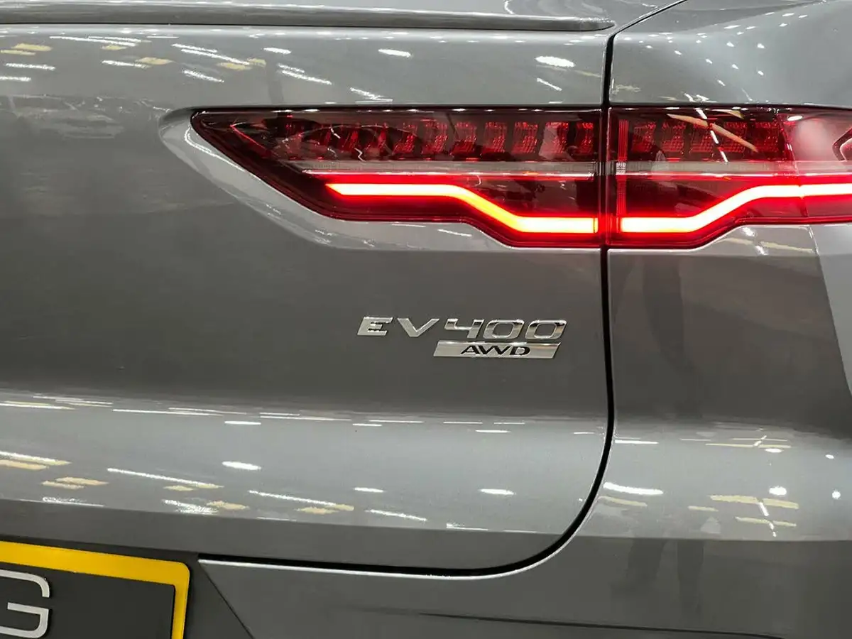 2019-jaguar-i-pace-ev400-hse-big-18