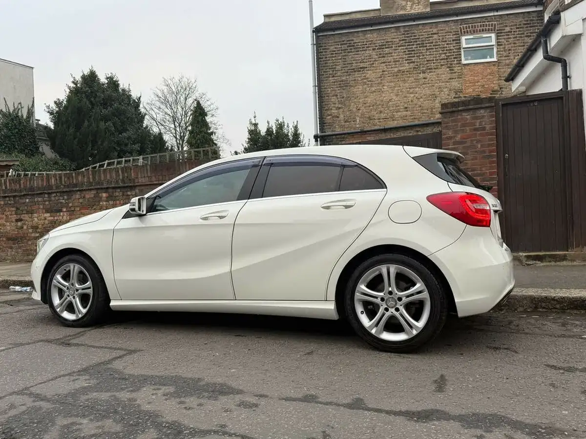 2014-mercedes-benz-a-class-big-50
