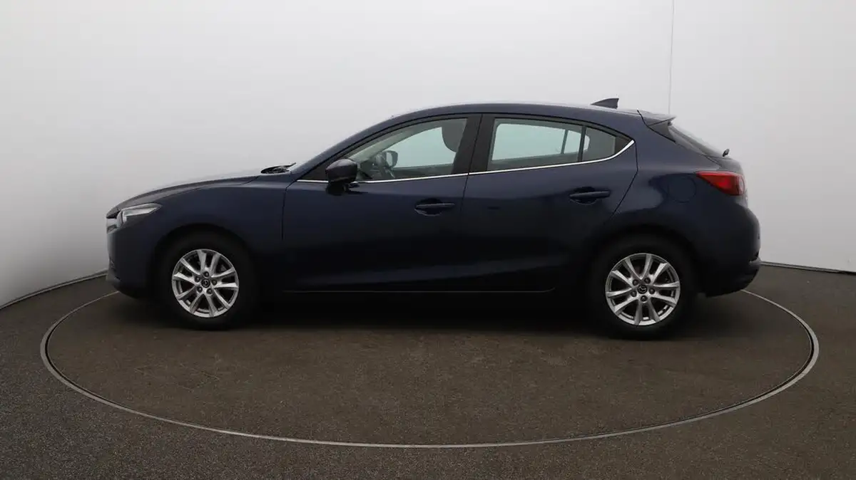 2018-mazda-mazda3-20-se-nav-big-60