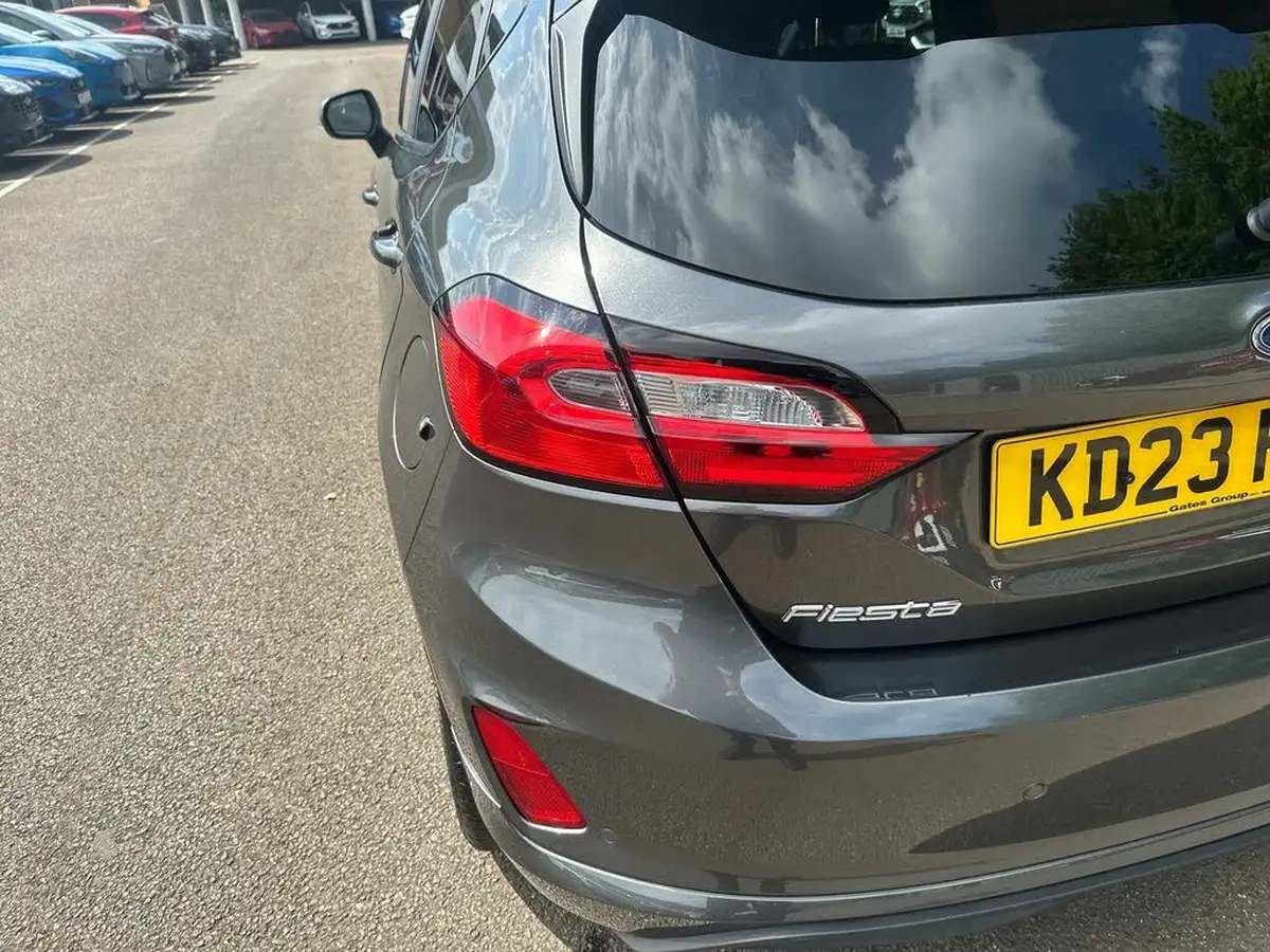 2023-ford-fiesta-big-32