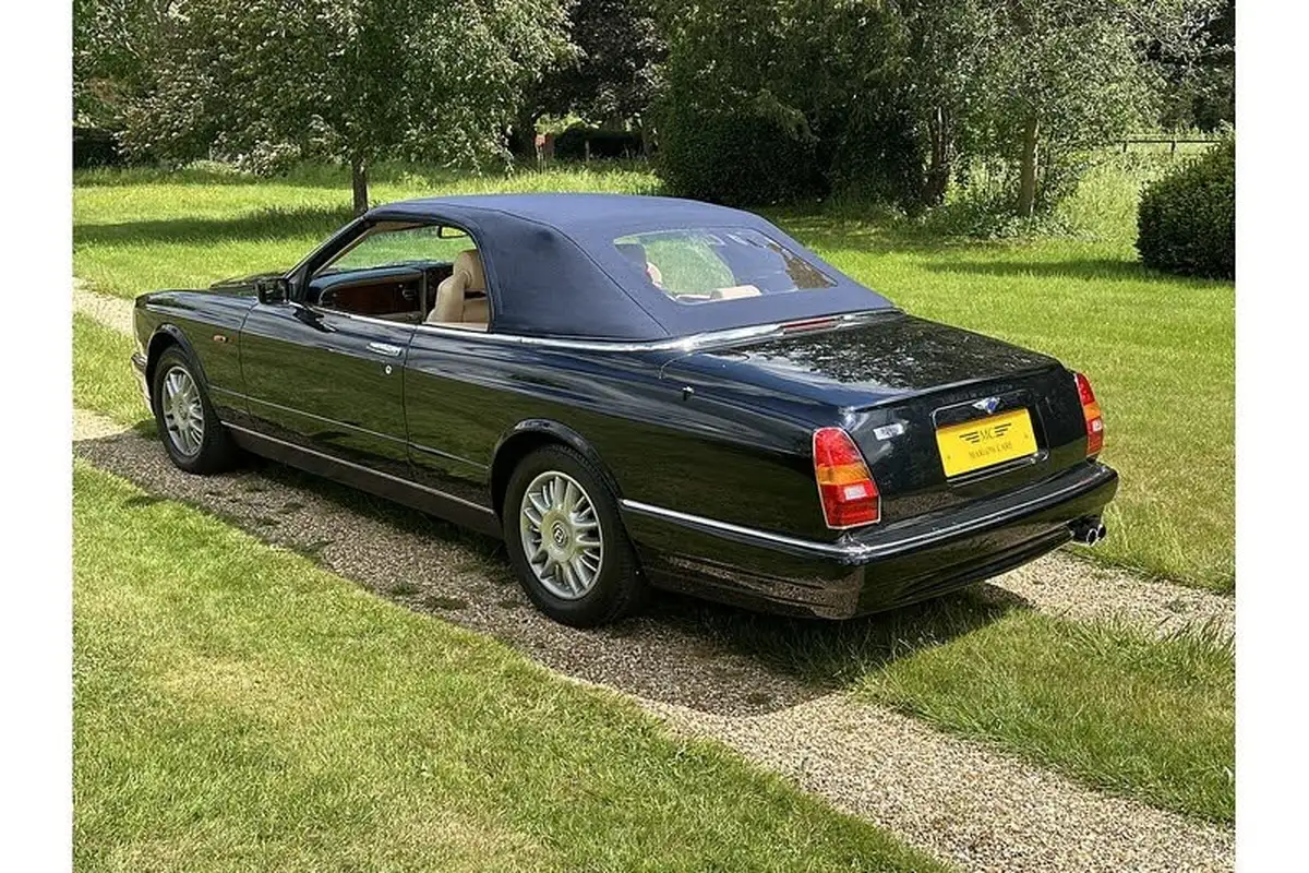 1997-bentley-azure-68-big-33