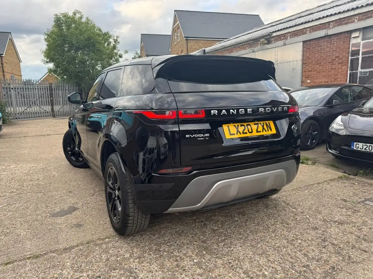 2020-land-rover-range-rover-evoque-20-d150-s-awd-auto-big-3