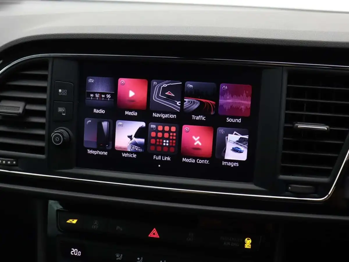 2019-seat-leon-20-tsi-cupra-290-ss-big-17