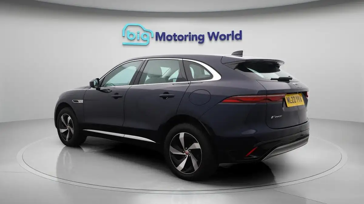 2022-jaguar-f-pace-20-p400e-s-big-5