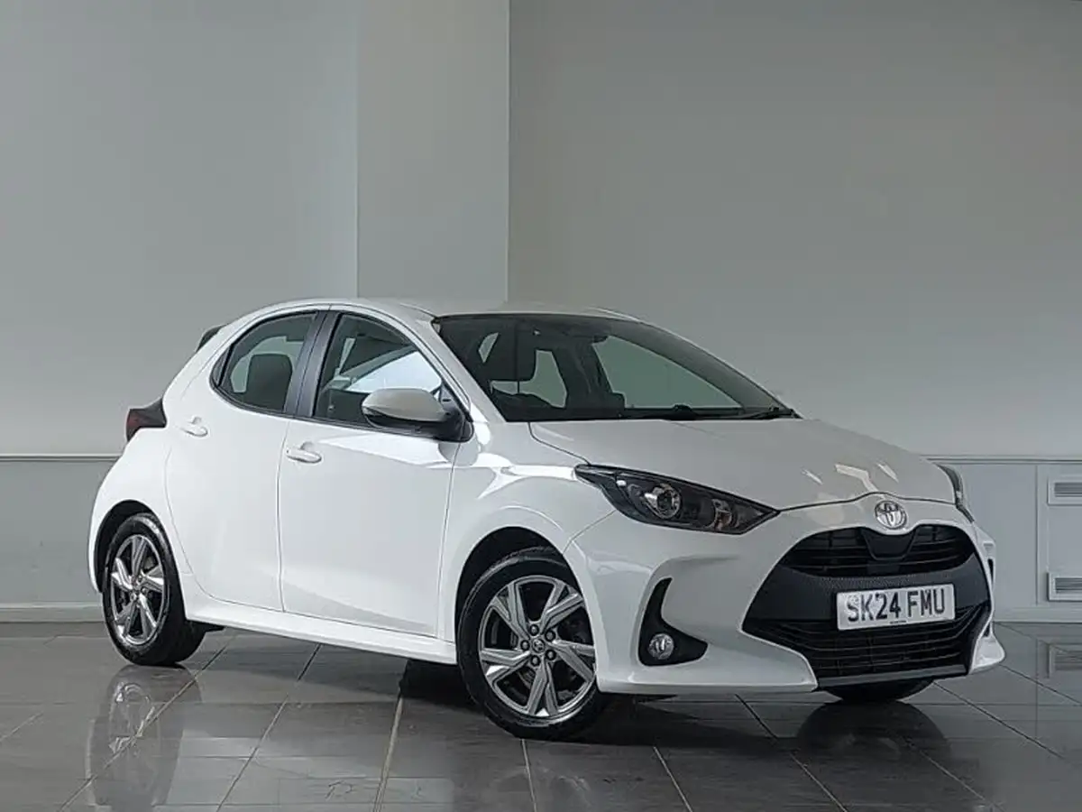 2024-toyota-yaris-15-vvt-i-icon-big-0