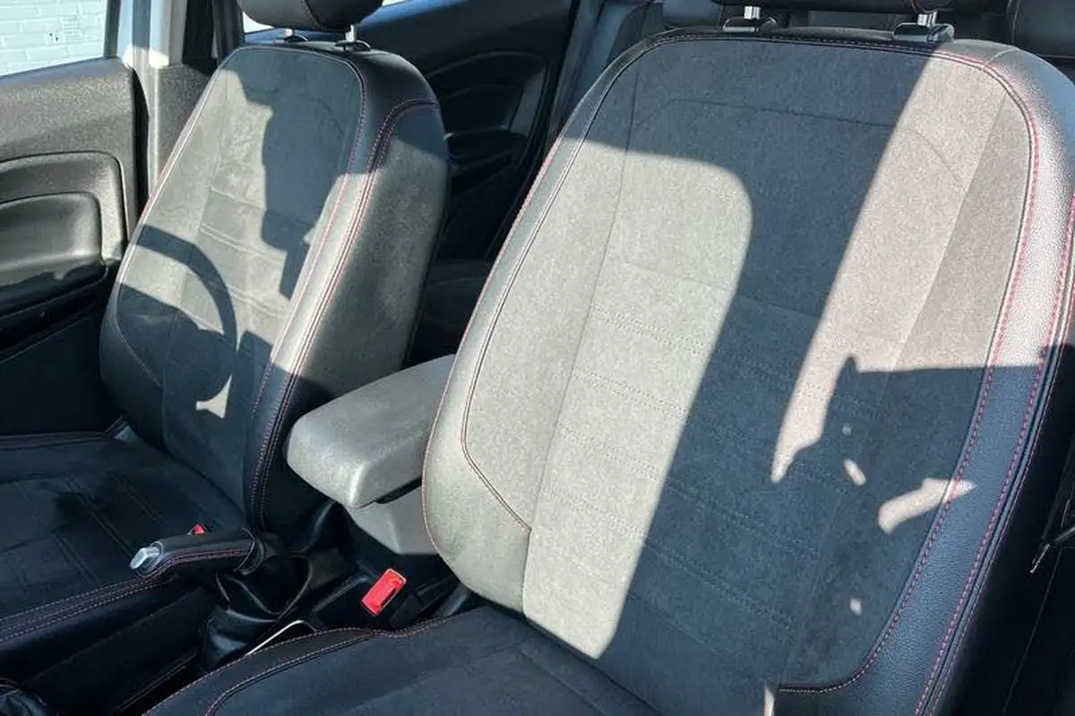 2022-ford-ecosport-10t-st-line-125ps-big-18