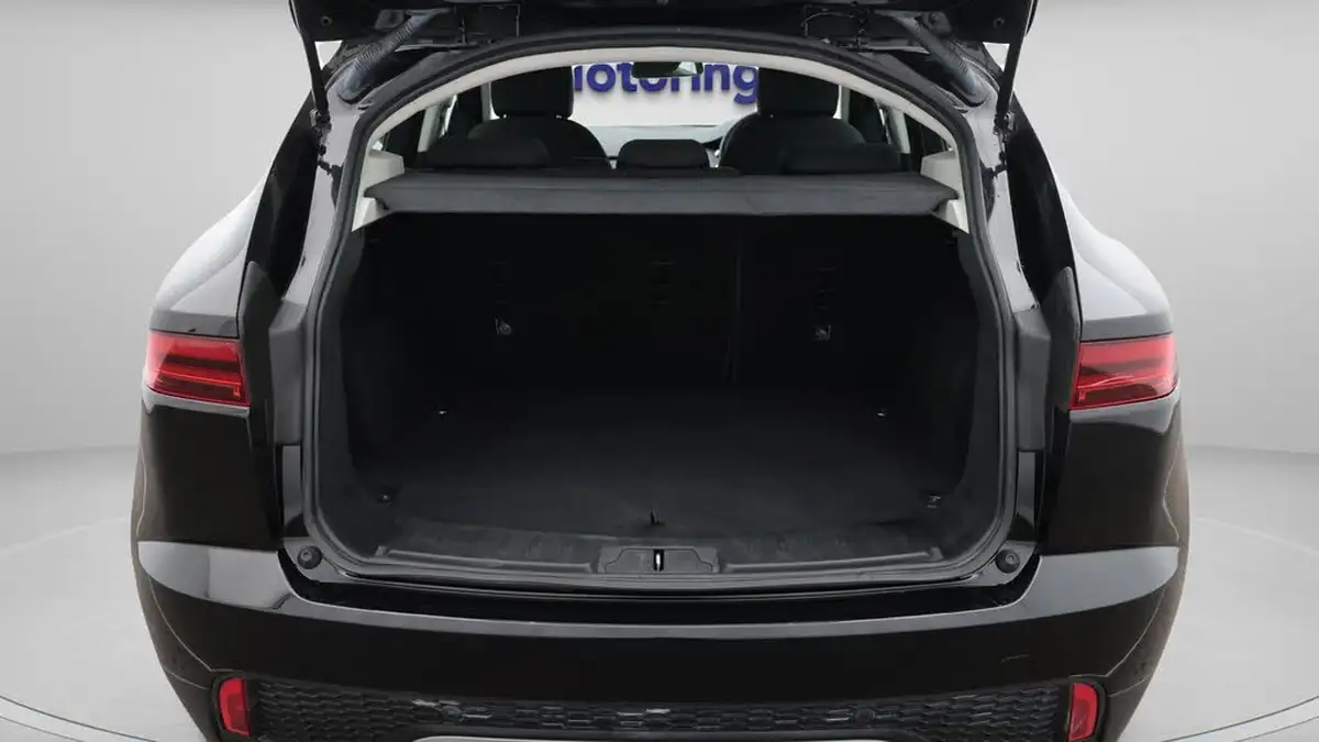 2019-jaguar-e-pace-20-i4d-150ps-big-16