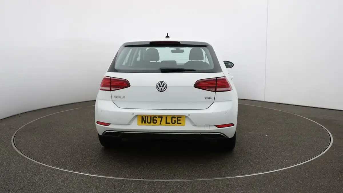 2017-volkswagen-golf-10-tsi-se-ss-hatchback-5d-big-57