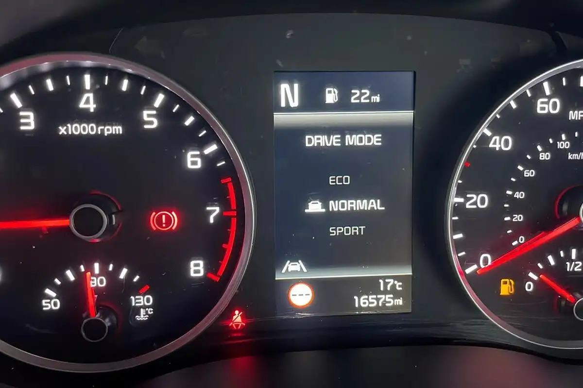 2022-kia-stonic-10-t-gdi-gt-line-s-big-25