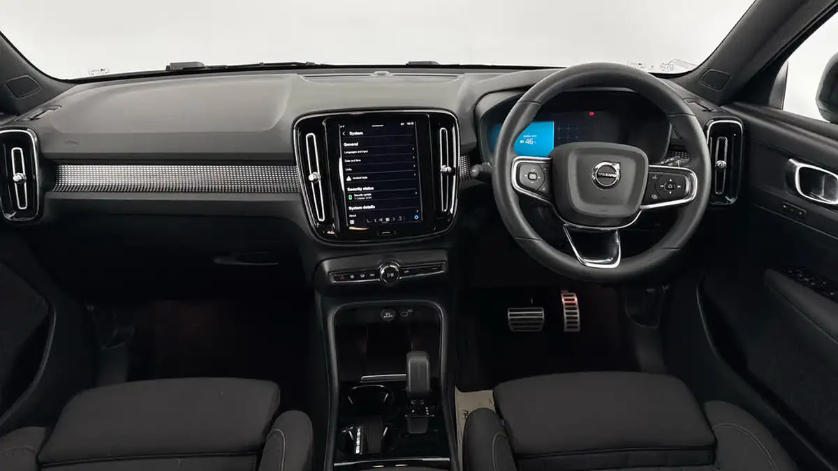 2022-volvo-xc40-e-twin-recharge-plus-big-10