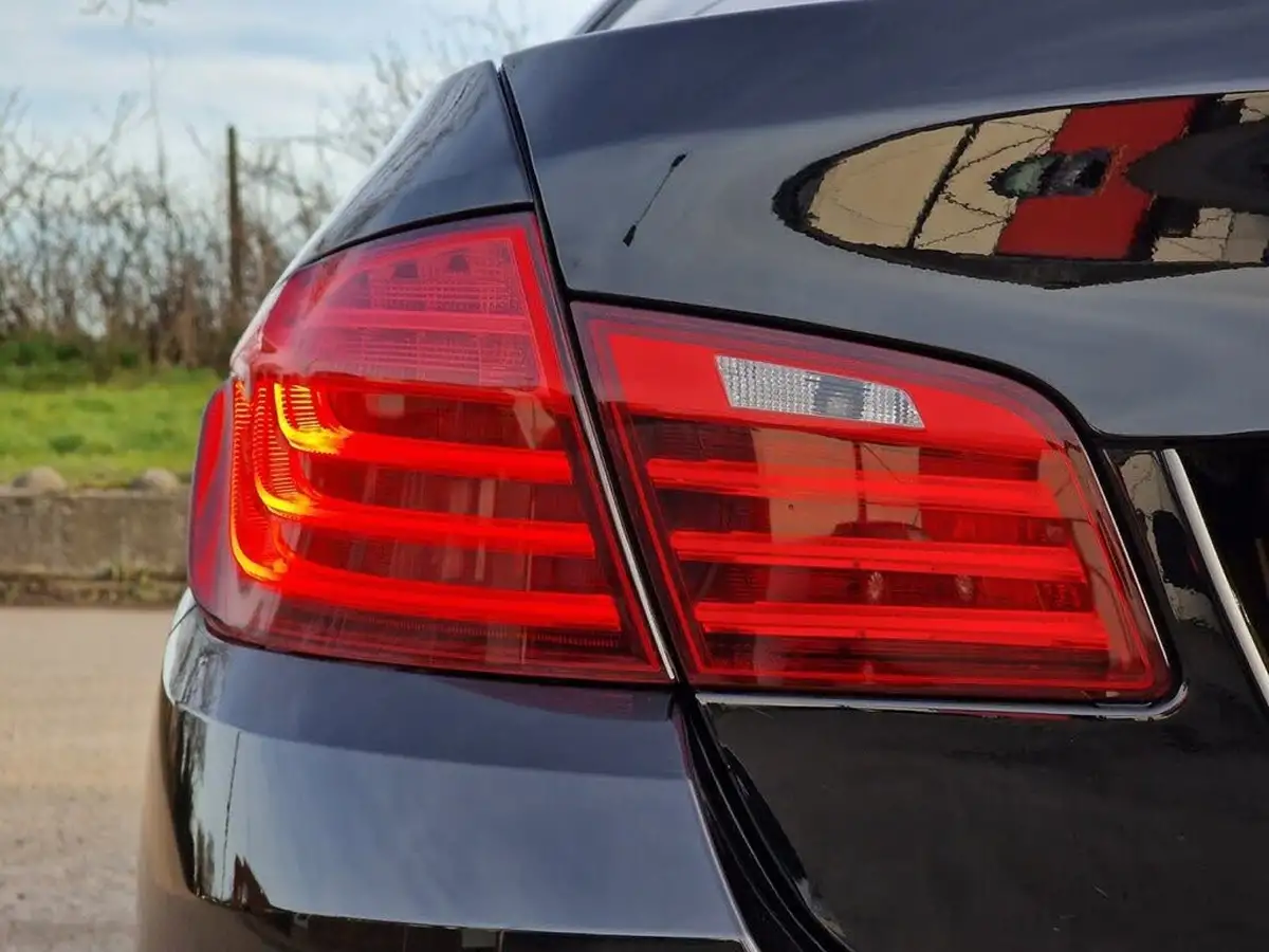 2013-bmw-5-series-20td-518d-se-saloon-4d-big-28