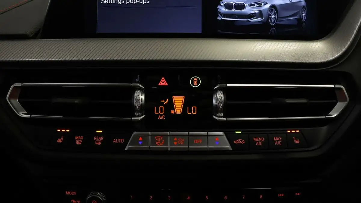 2023-bmw-1-series-20-128ti-lcp-big-11