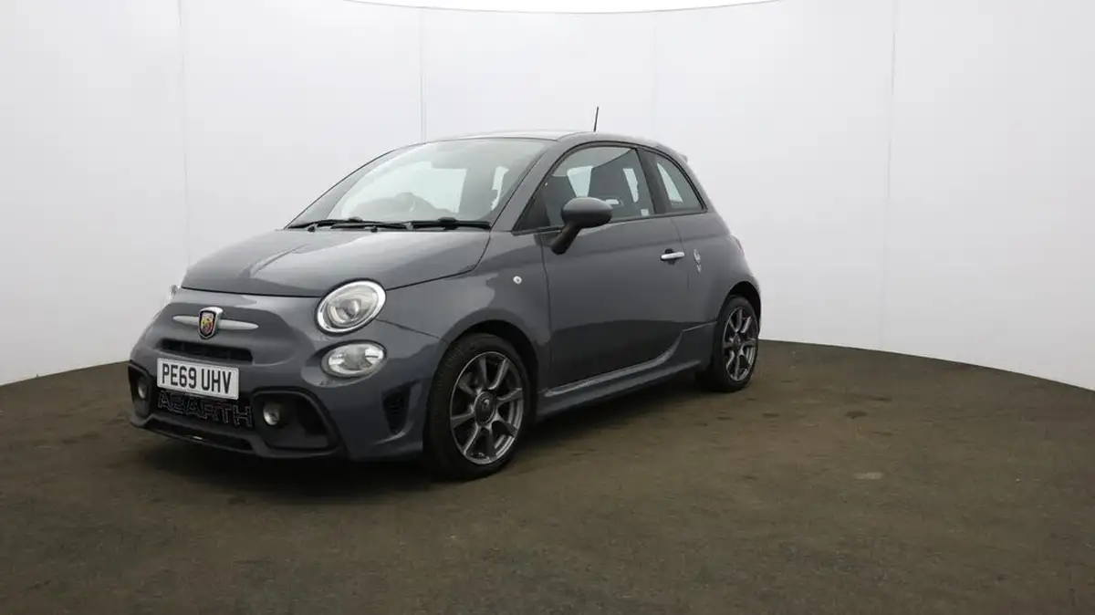 2019-abarth-595-14-tjet-big-37