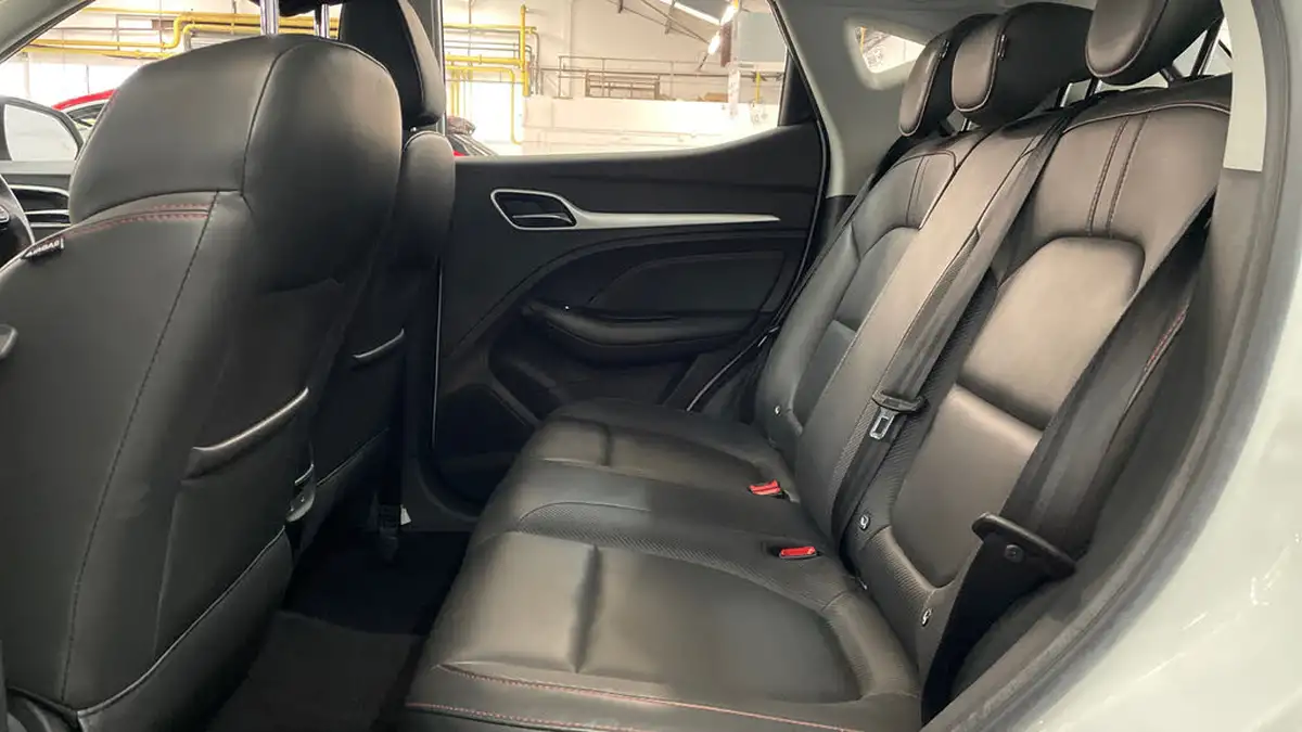 2022-mg-zs-suv-15-vti-tech-exclusive-big-13