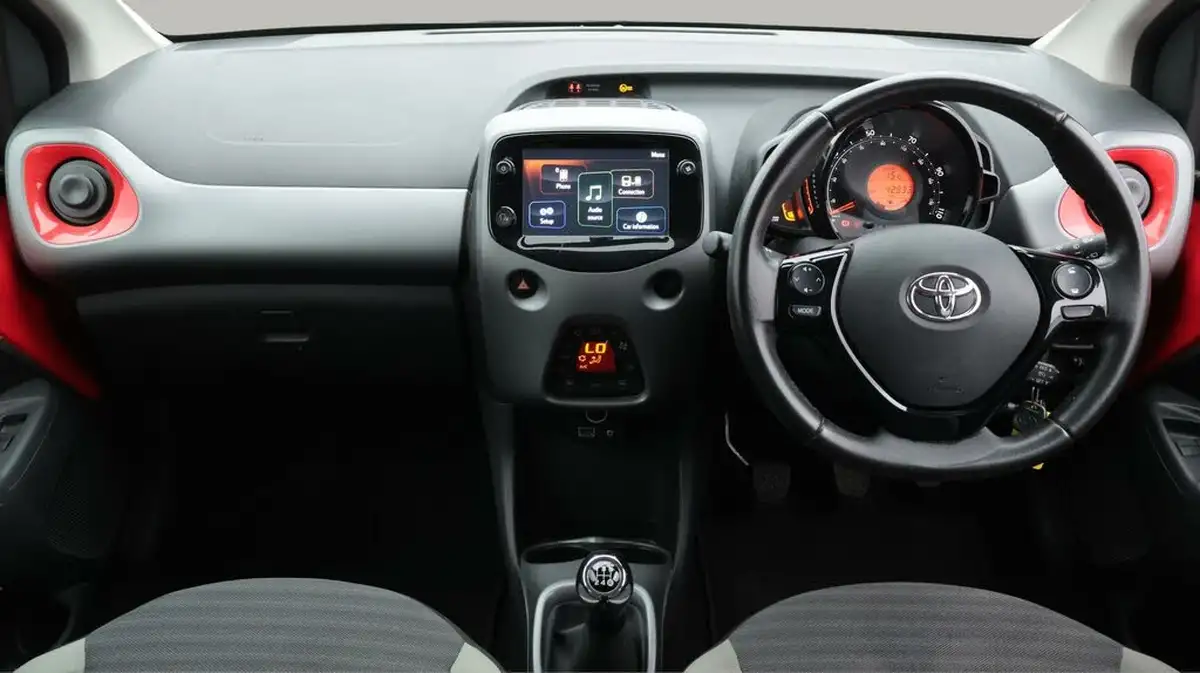 2019-toyota-aygo-10-vvt-i-x-trend-big-13