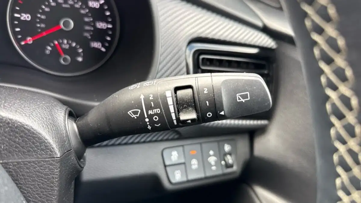 2023-kia-stonic-10-t-gdi-gt-line-s-118bhp-big-34