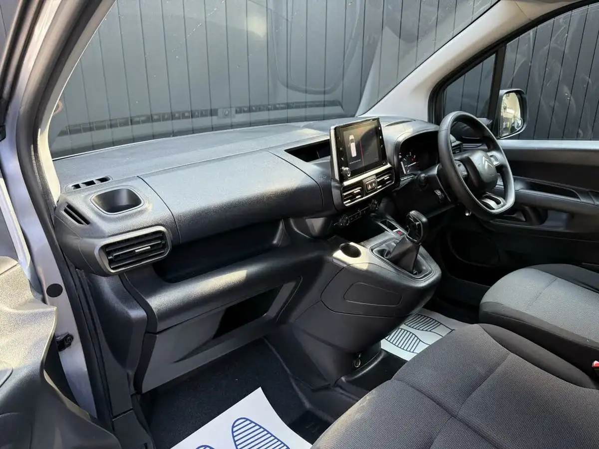 2021-citroen-berlingo-15bluehdi-650-enterprise-ss-big-28