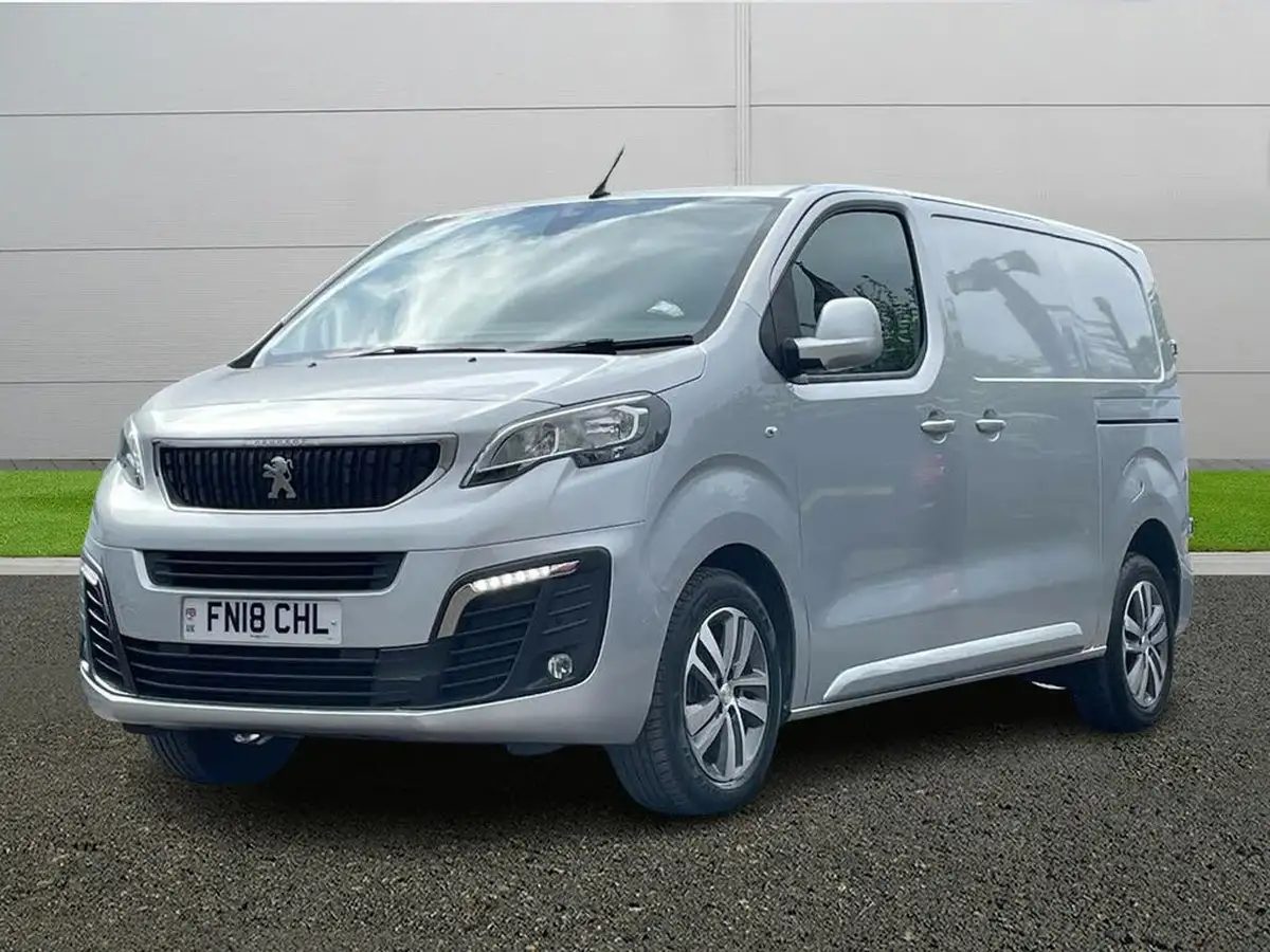 2018-peugeot-expert-20-bluehdi-professional-standard-1400-panel-big-2