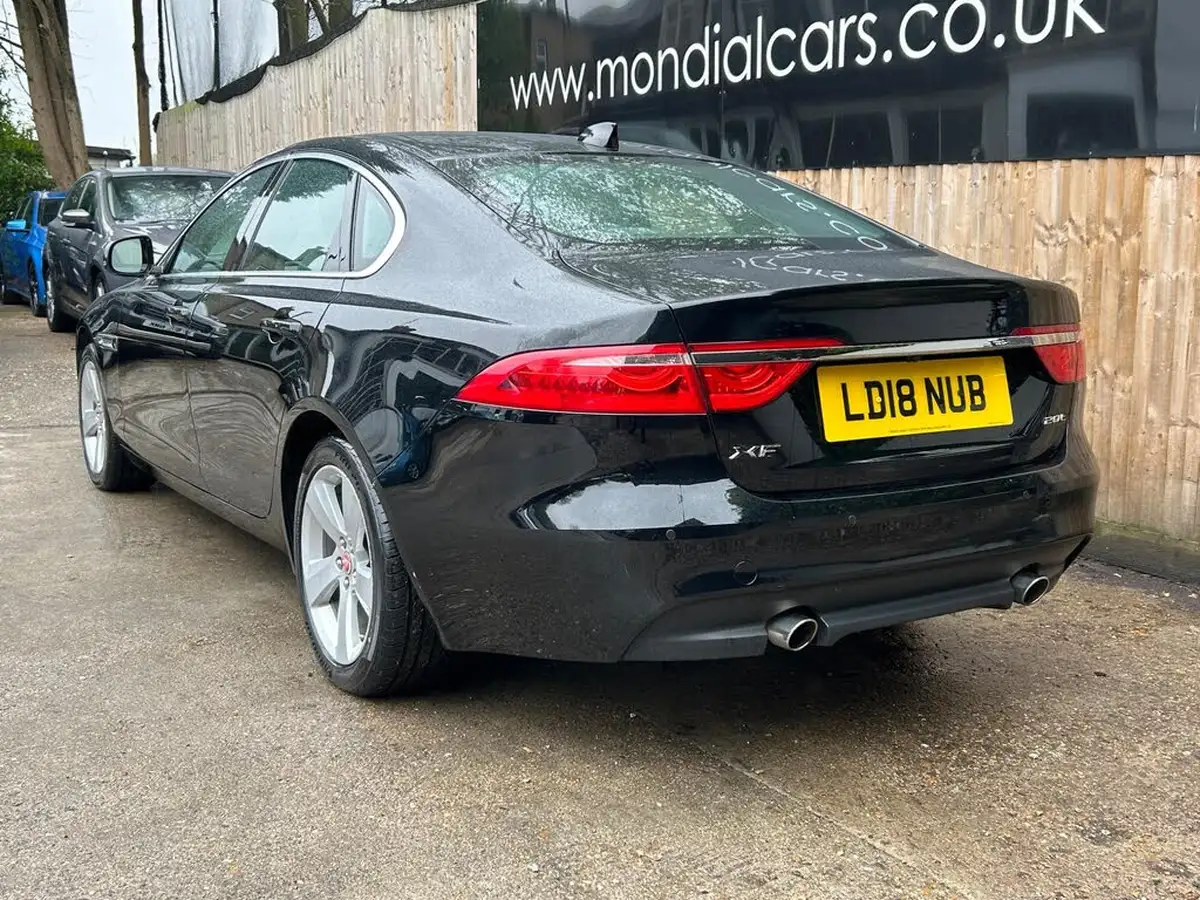 2018-jaguar-xf-20i-portfolio-200ps-saloon-4d-1999cc-big-18