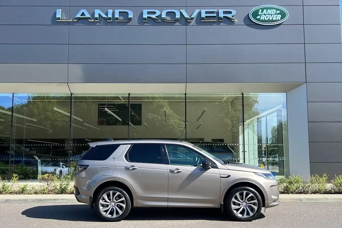 2022-land-rover-discovery-sport-20-p250-r-dynamic-hse-big-1