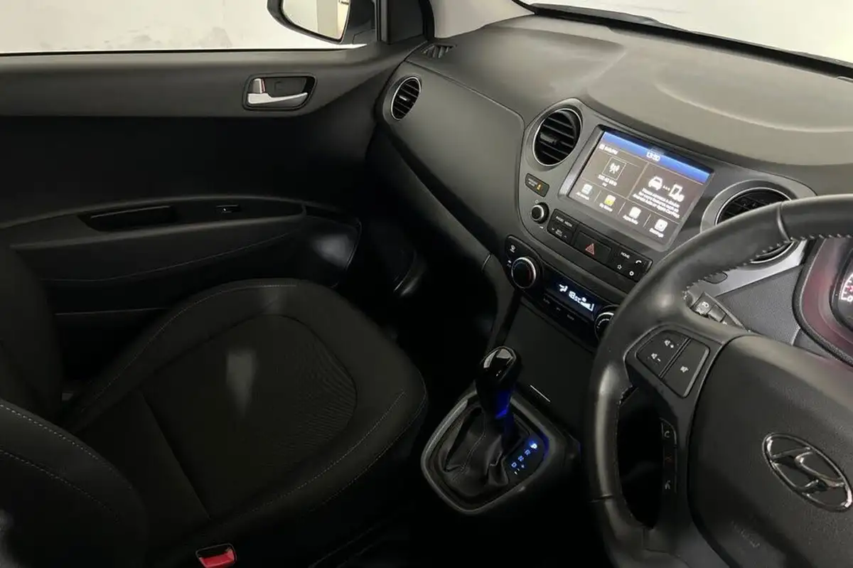 2019-hyundai-i10-12-premium-87ps-1248cc-auto-big-29
