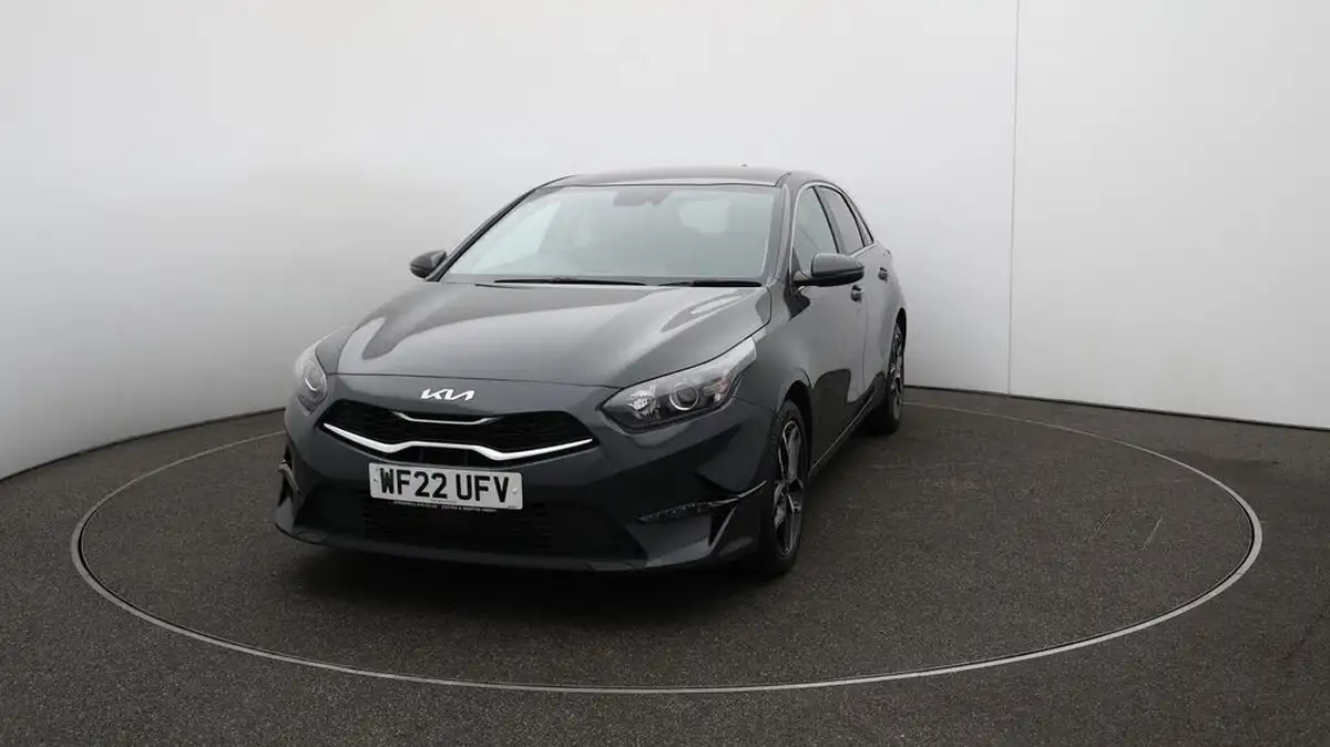 2022-kia-ceed-15-t-gdi-3-hatchback-big-38