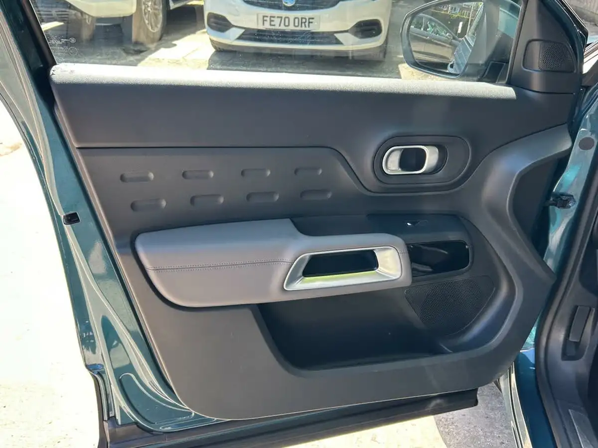 2019-citroen-c5-aircross-16-puretech-flair-plus-big-24