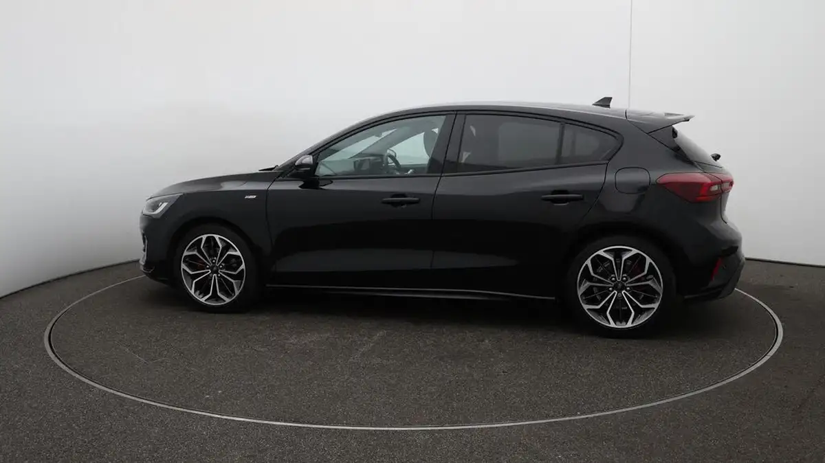2023-ford-focus-10t-st-line-vignale-125ps-hybrid-mhev-hatchback-powershift-big-59