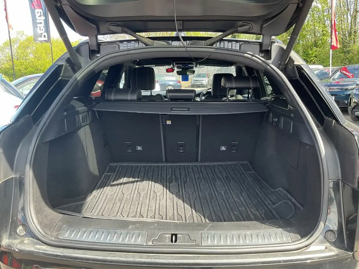 2019-land-rover-range-rover-velar-20-d240-r-dynamic-hse-big-11