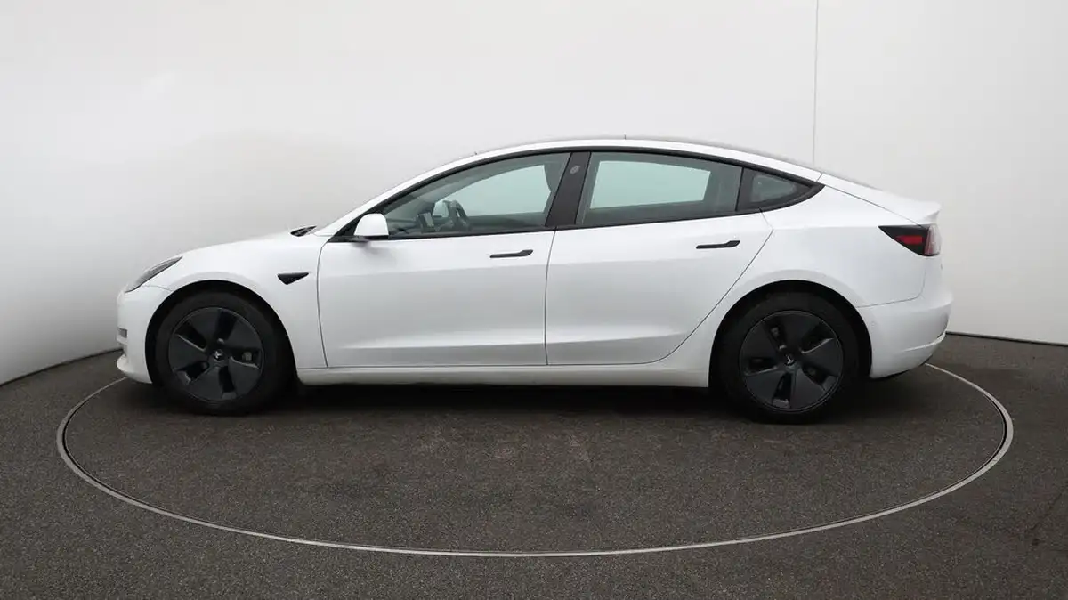 2021-tesla-model-3-e-long-range-4x4-big-62