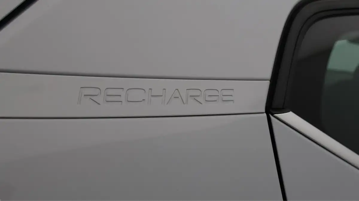 2022-volvo-xc40-15-t5-inscription-pro-big-23