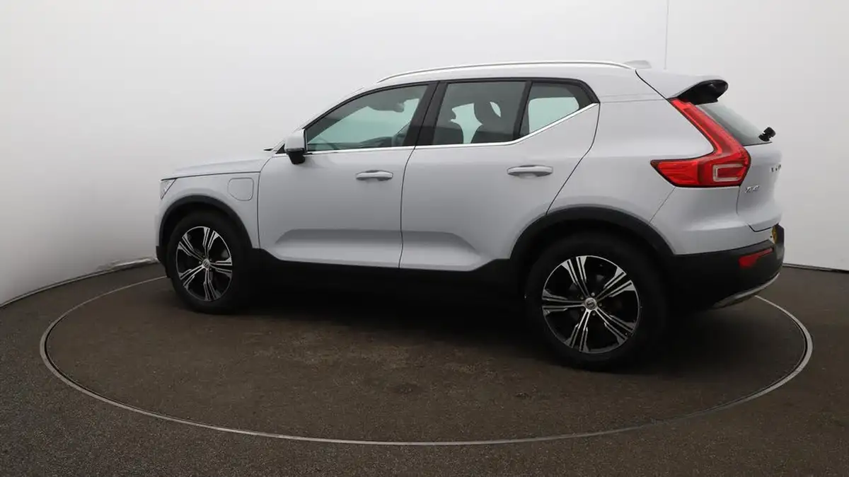 2022-volvo-xc40-15-t5-inscription-pro-big-39