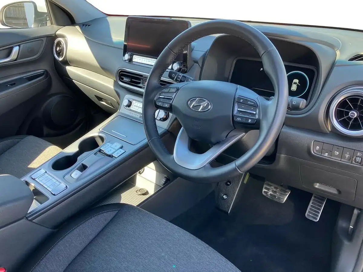2023-hyundai-kona-e-se-connect-big-7