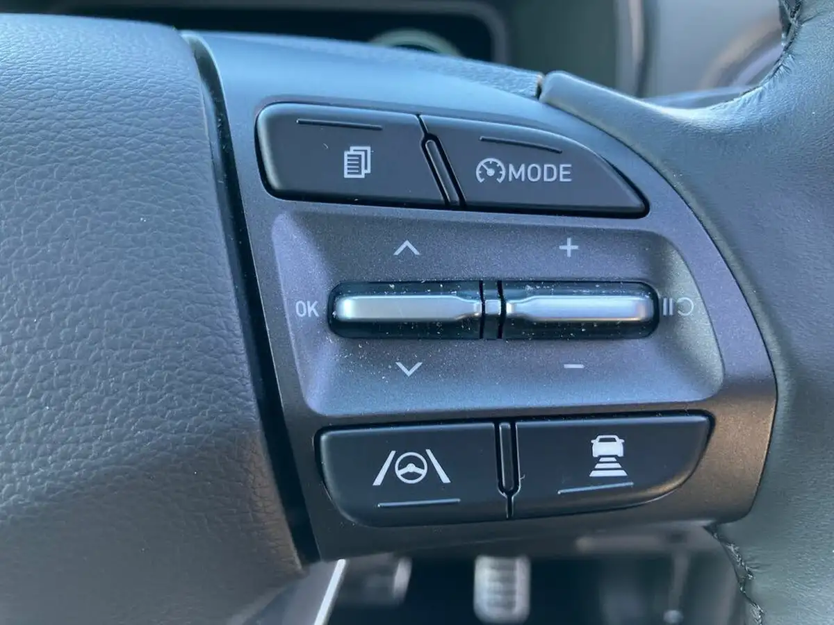 2023-hyundai-kona-e-se-connect-big-31