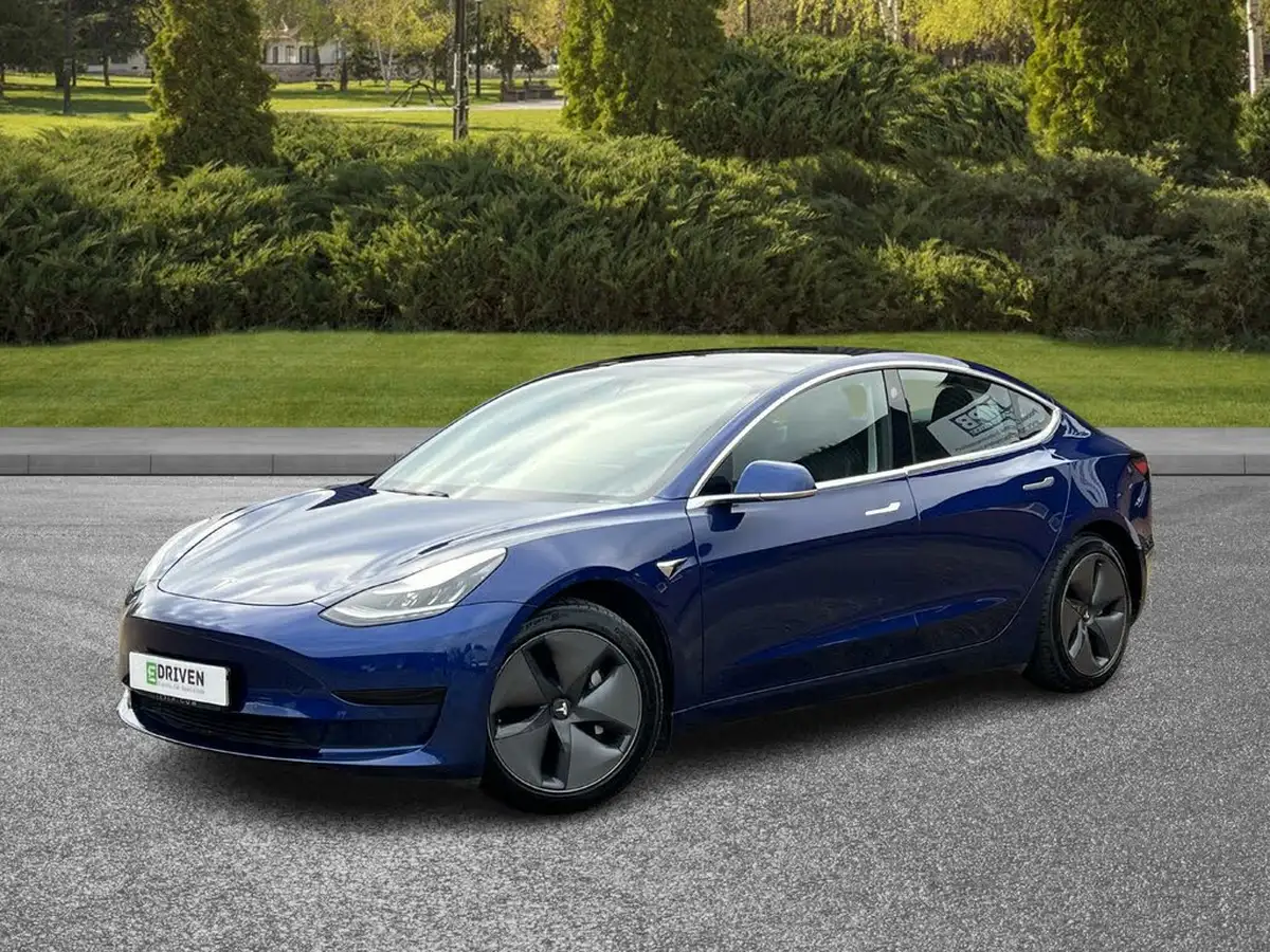 2020-tesla-model-3-e-standard-plus-big-2