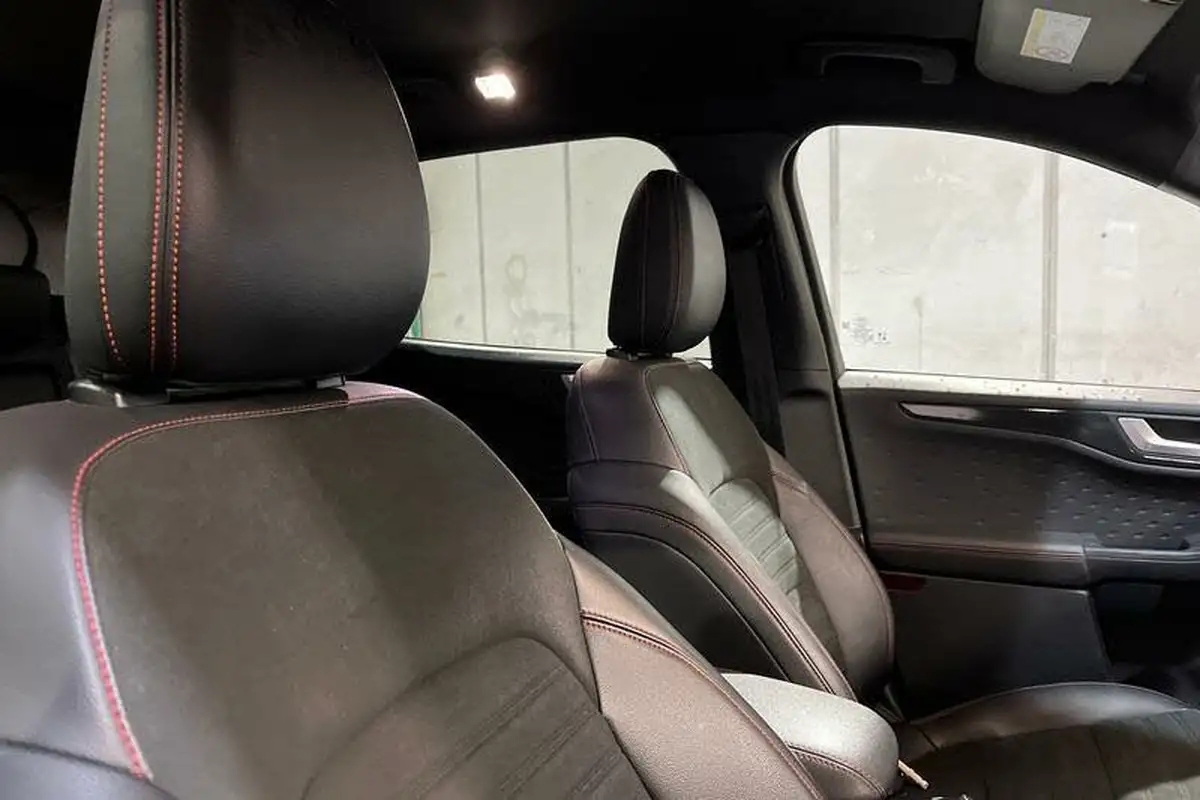 2020-ford-kuga-25t-st-line-big-16
