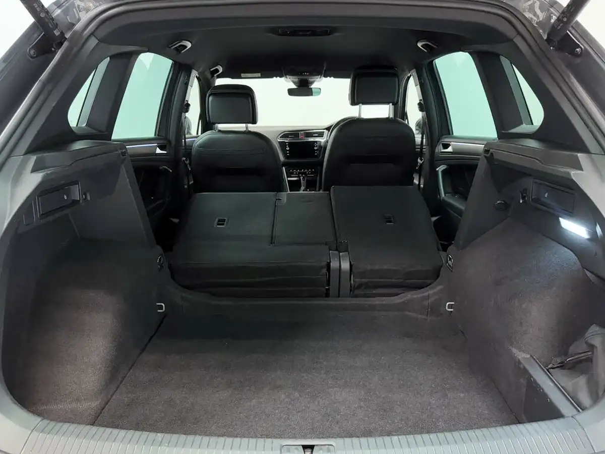2022-volkswagen-tiguan-15-tsi-r-line-big-10